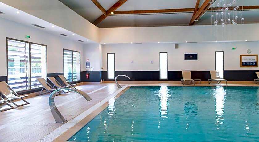 Zenitude Hotel la Valadiere, an Ascend Collection Hotel