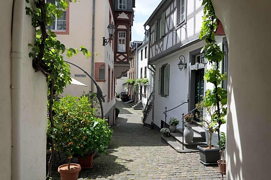 Hotel Haus Burg Metternich