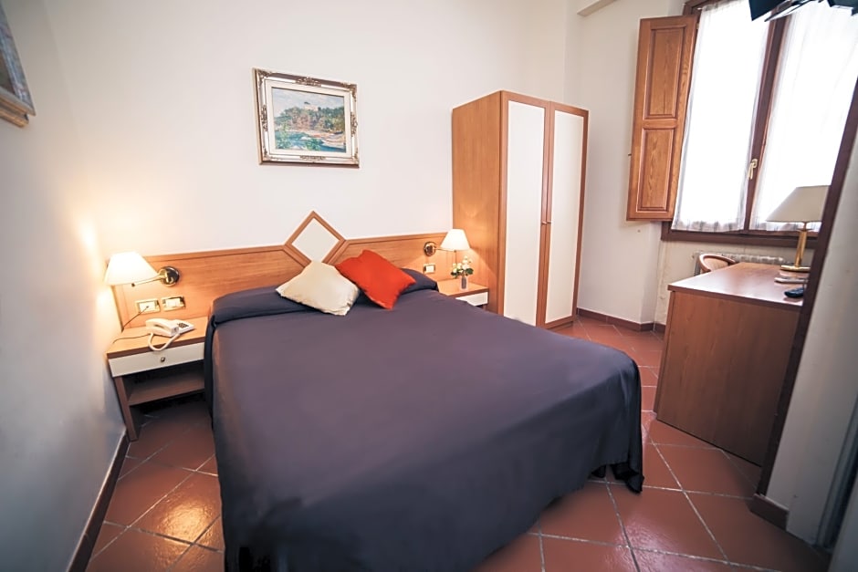 Maxim Firenze