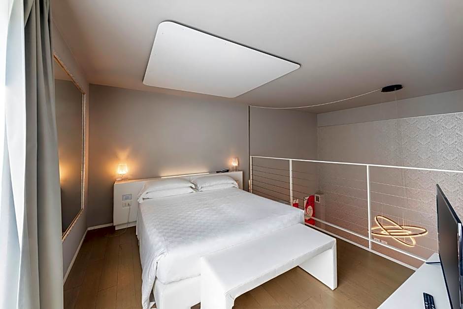 MO.OM Hotel