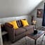 Cozy downtown one bedroom free parking