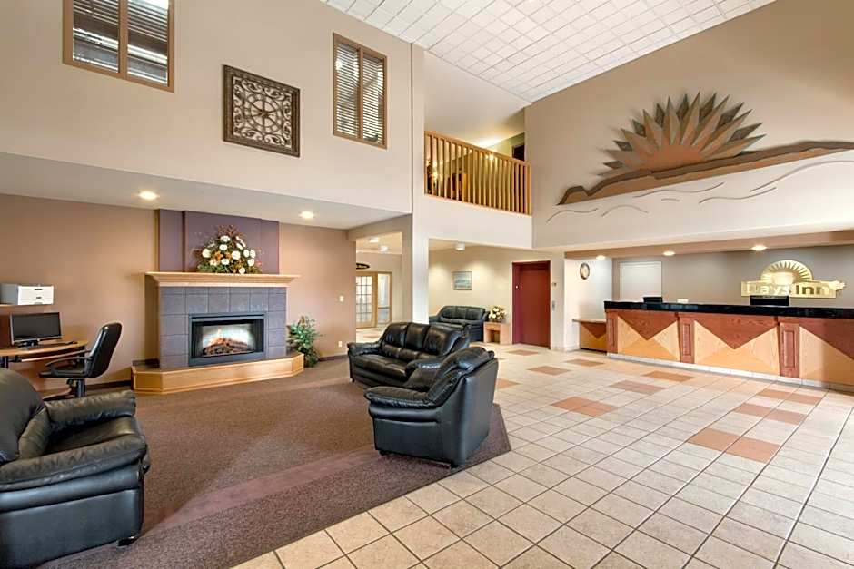 Days Inn & Suites by Wyndham Thunder Bay