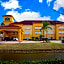 La Quinta Inn & Suites by Wyndham Pearland