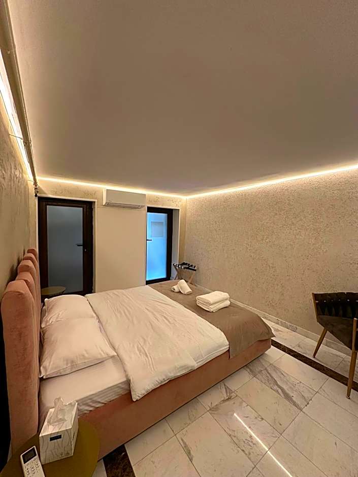 House4You - Blanari