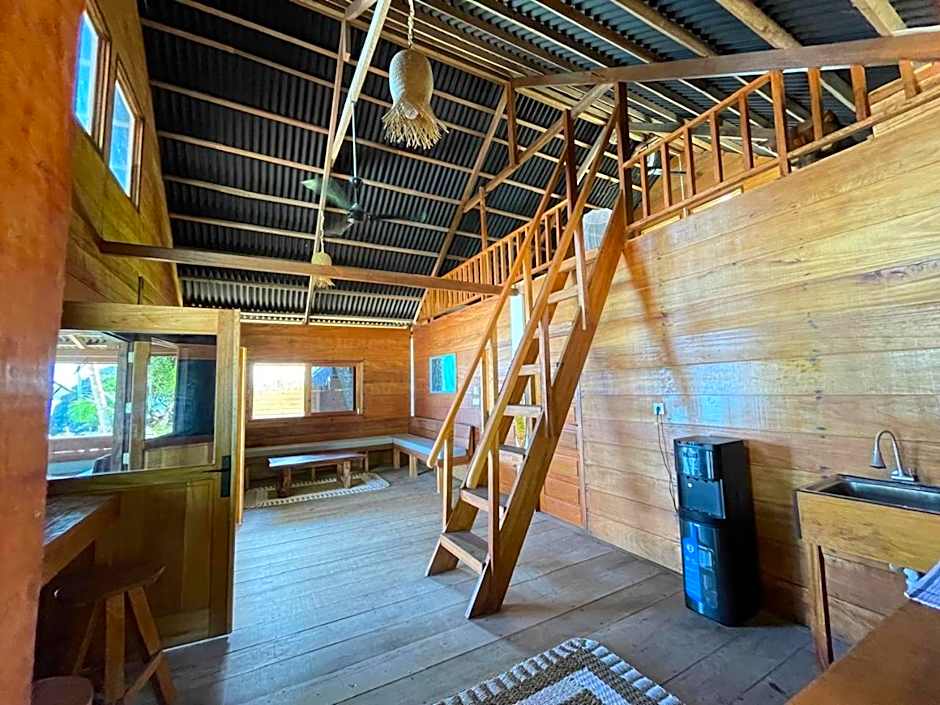 Sunset Surfing Villas Mentawai