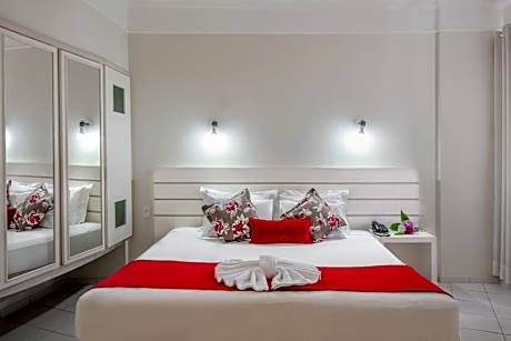 Deluxe Double or Twin Room with Spa Bath