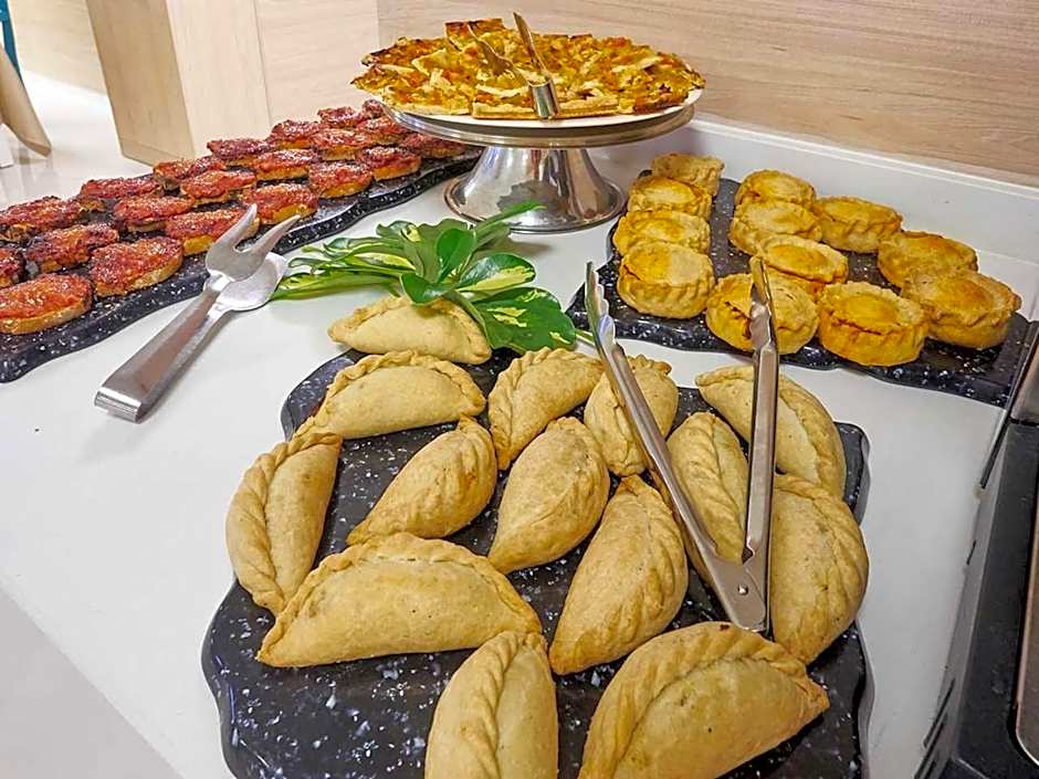 Aparthotel y Hotel Paguera Beach