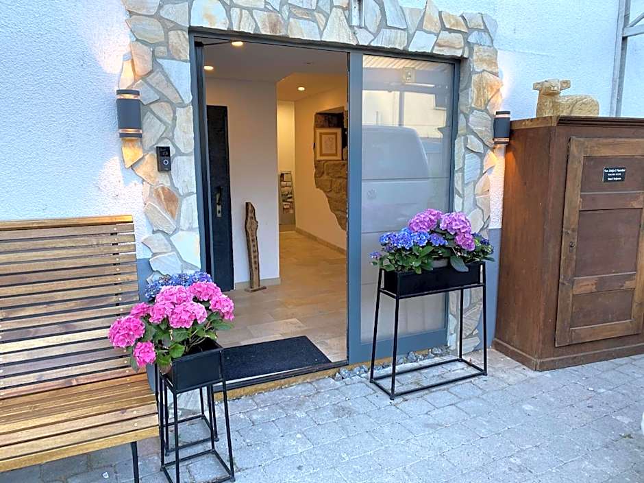 Sali Homes - GaesteHaus Lamm Obersulm