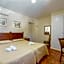 Hotel Carlos V Jerez by Vivere Stays