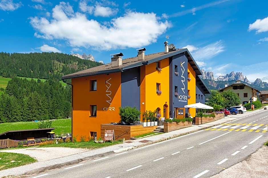 Kyrr Smart Mountain Retreat