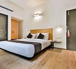 OYO Townhouse 182 Menka