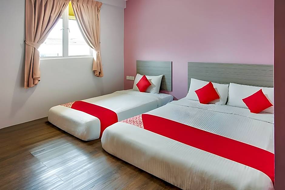 OYO 89480 Dream House Hotel
