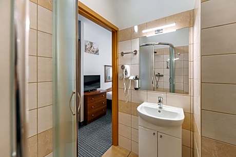 Small Single Room