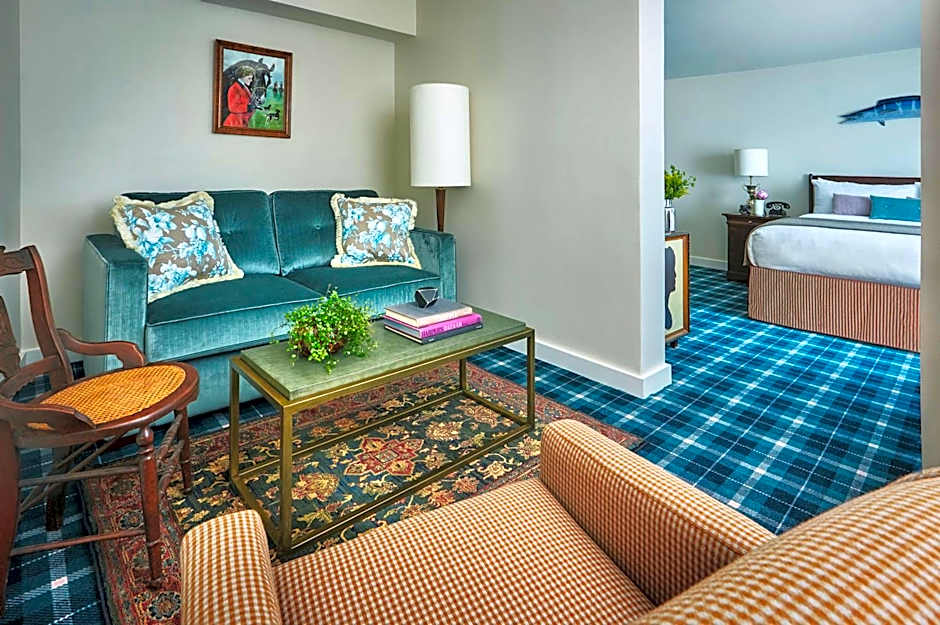 Graduate by Hilton Charlottesville