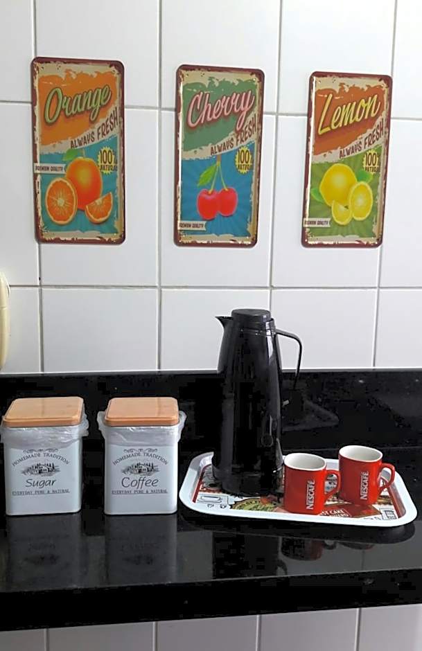 Apartamento TOP CLIMATIZADO em CRICIÚMA-SC - ótimo CUSTO-BENEFÍCIO - Cozinha completa - Cama Box - WiFI - Smart TV - Apps YouTube - NetFlix - Prime Vídeo - Garagem coberta - Portaria Digital 24h - Lugar sossegado e arborizado - Acomoda até 5 pessoas