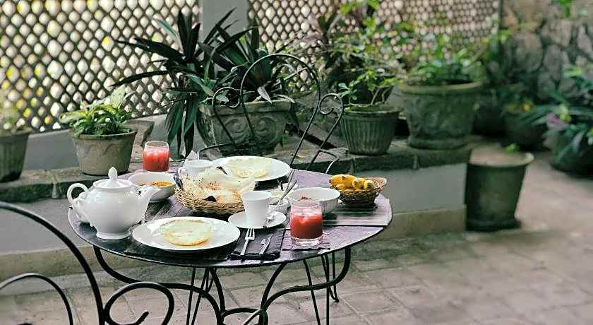 Mount Lodge Boutique Hotel