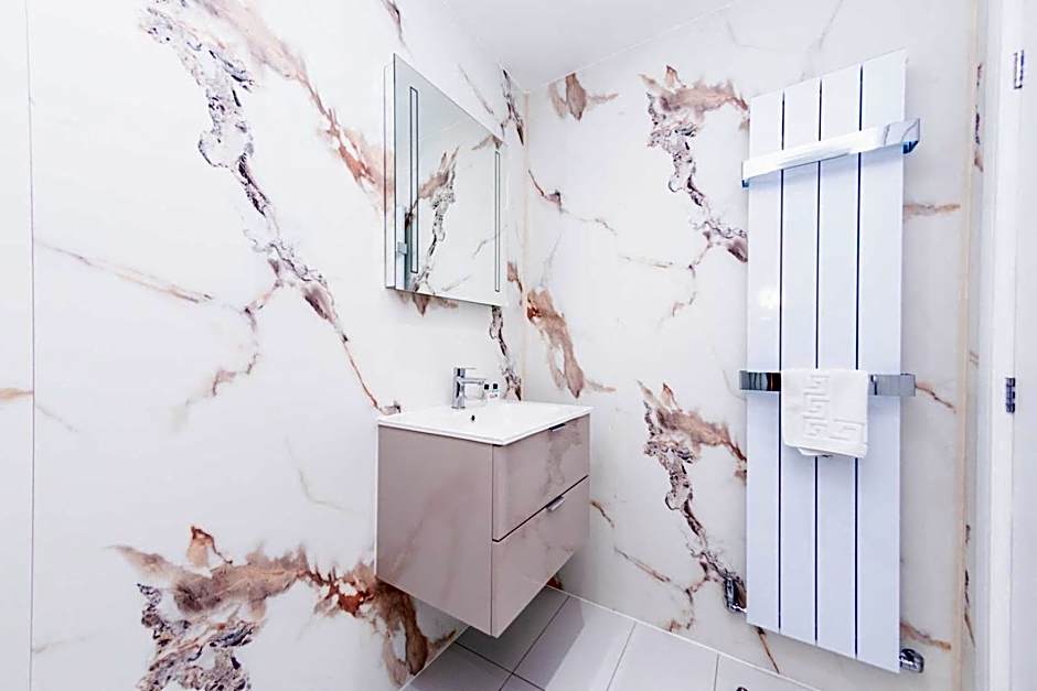 The Halfway House Inn