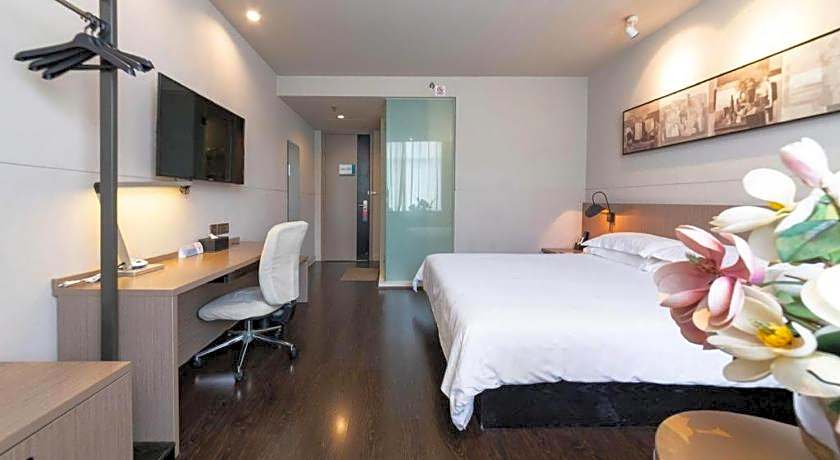 Jinjiang Inn Xi'an Zhonglou North Street Metro Station