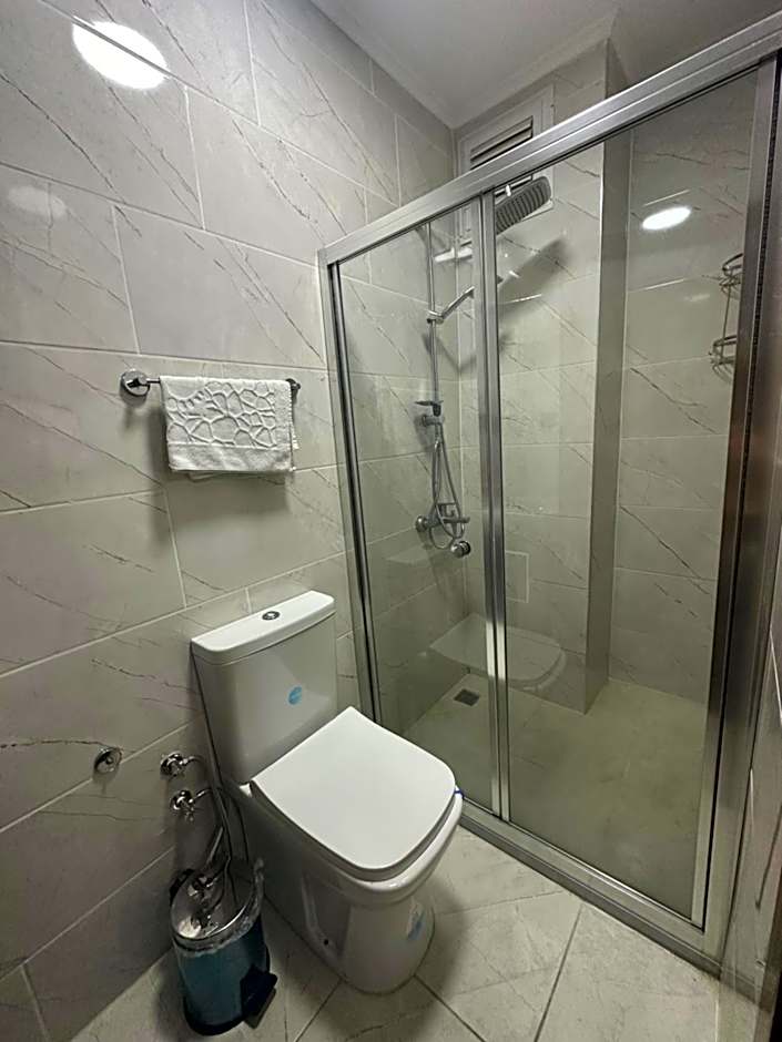 Gür Royal Suit Aparts