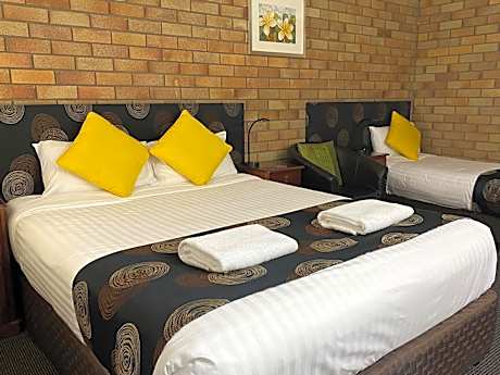 Standard Triple Room with One Queen Bed and One Single Bed