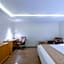 Zhongshan Louis Hotel