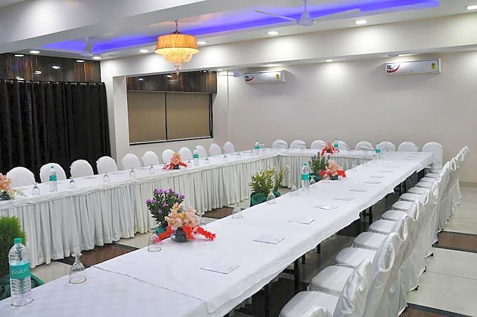 Savera A Luxury Business Hotel