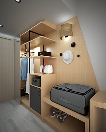 ESSENTIAL ROOM WITH SEA VIEW