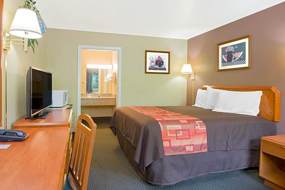 Travelodge by Wyndham Mansfield