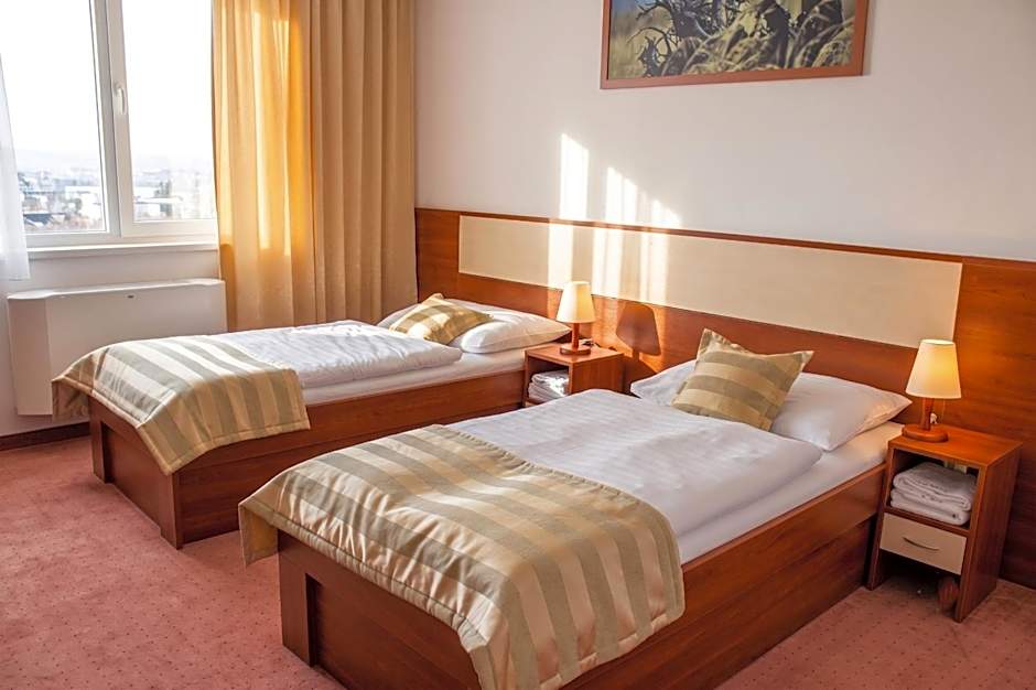 Hotel Auto Jas