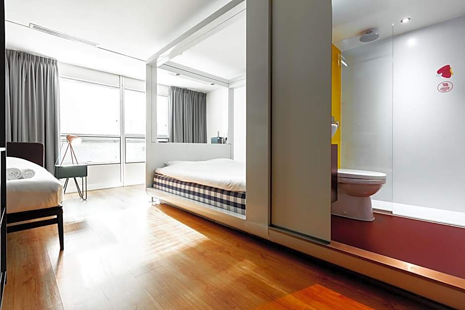 Qbic Hotel WTC Amsterdam