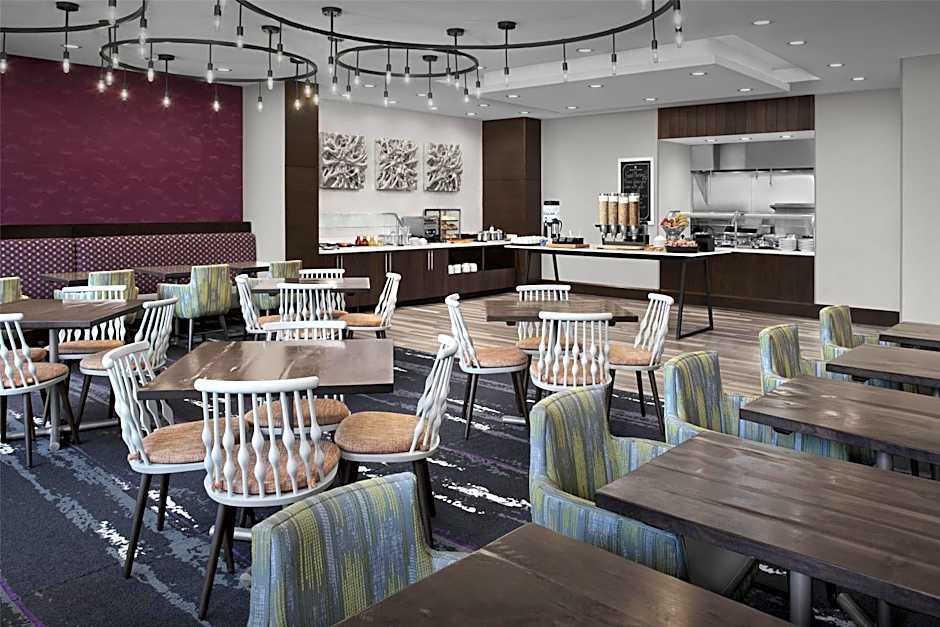 Hilton Garden Inn Charlotte Waverly