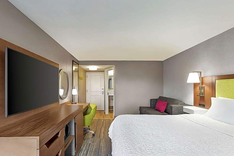 Hampton Inn By Hilton Milwaukee/Brookfield