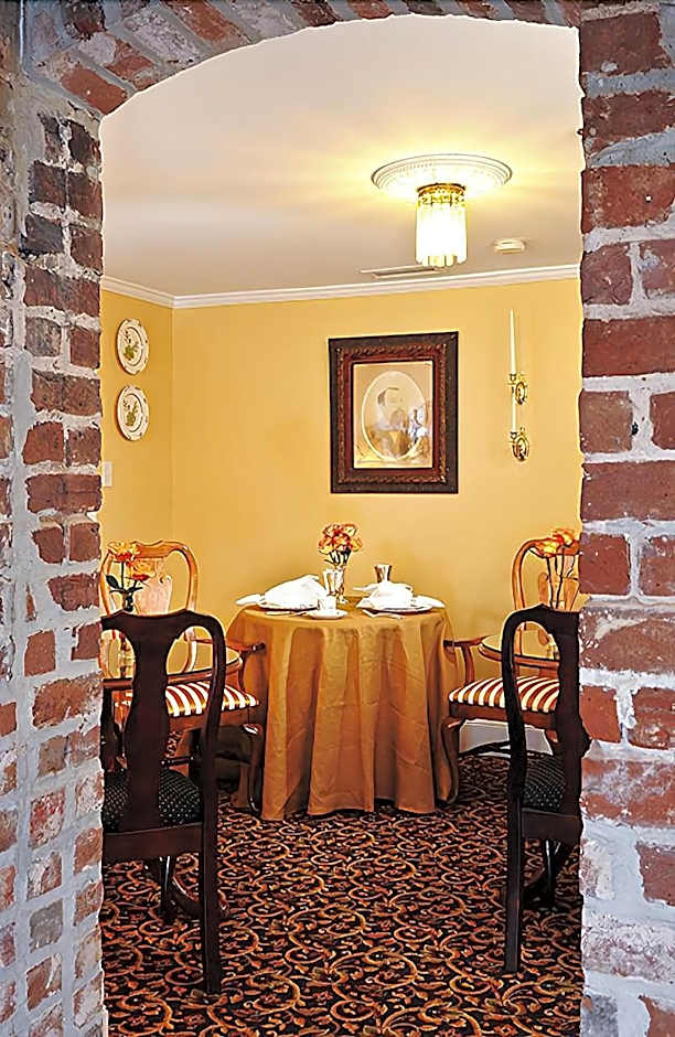 The Presidents' Quarters Inn
