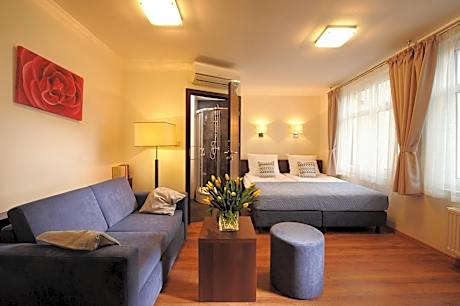 Armon Residence