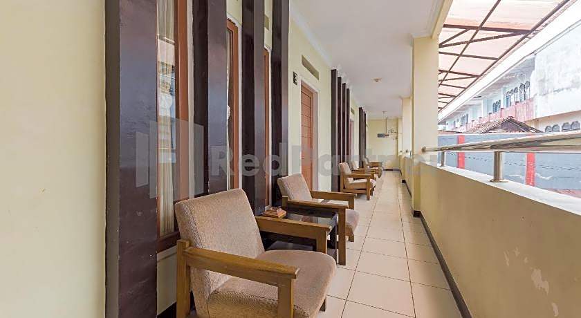 OYO 90912 Wisma Pkpn 1