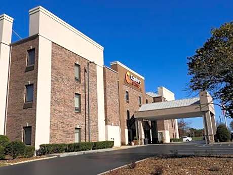 Comfort Suites