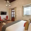 HOTEL CASA MONARCA