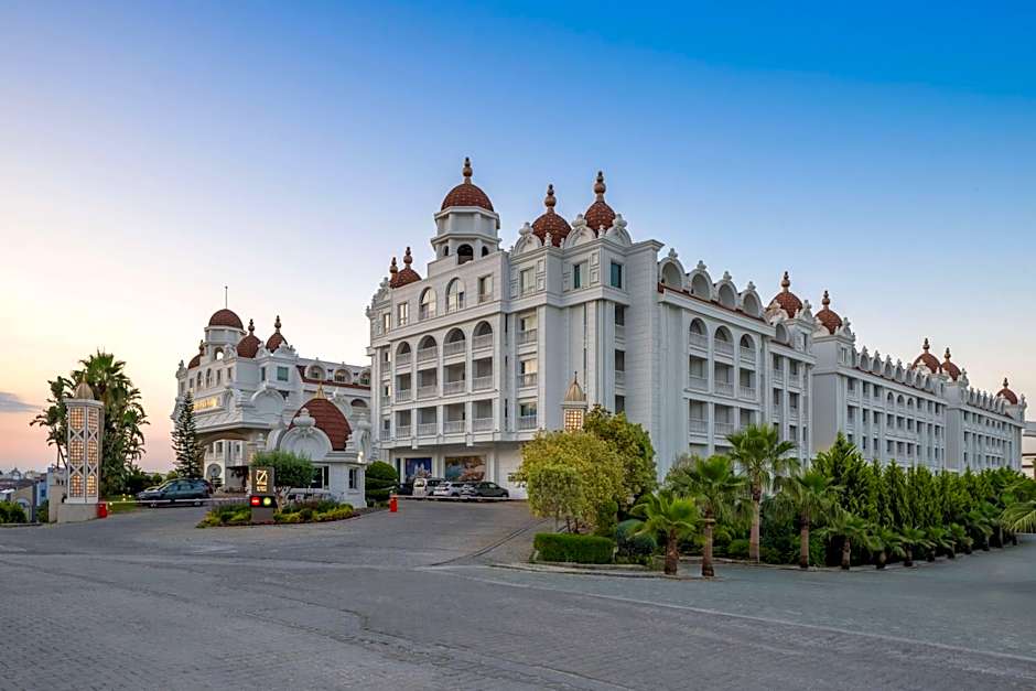 Oz Hotels Side Premium