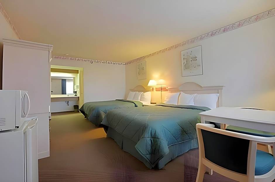 Days Inn by Wyndham Gilroy