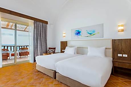 Deluxe Bungalow with Sea View