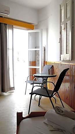 Studio Apartment with Balcony