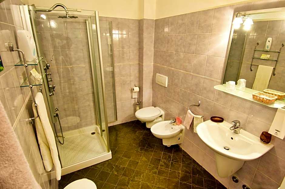 Cinqueterre Residence