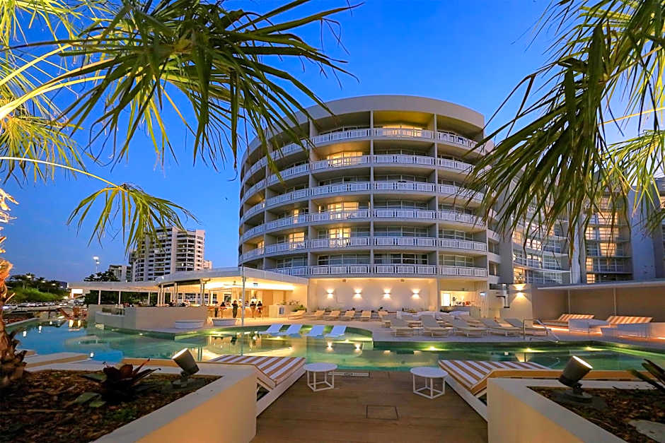 DoubleTree By Hilton Hotel Cairns