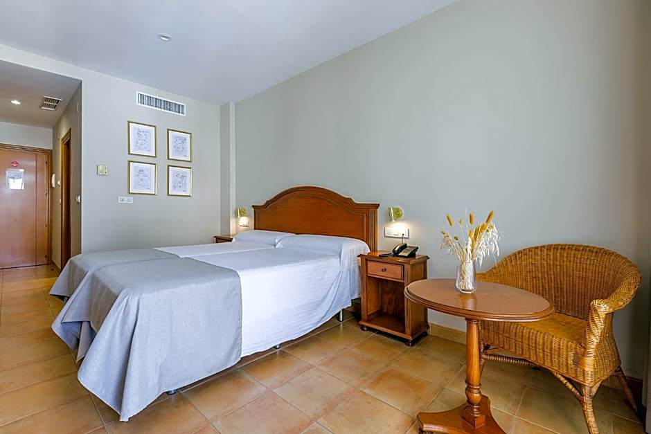 Hotel Almijara - Mares