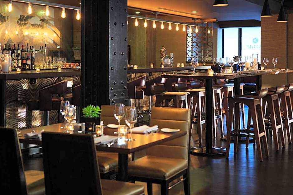 Renaissance by Marriott Denver Downtown City Center Hotel