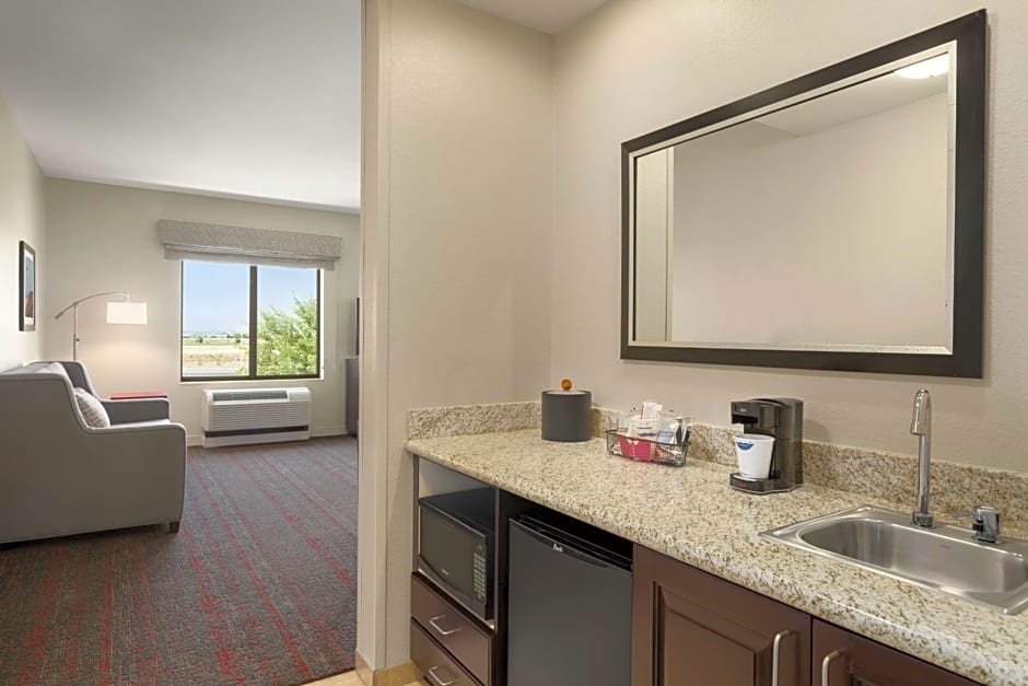 Hampton Inn By Hilton & Suites Phoenix Glendale-Westgate