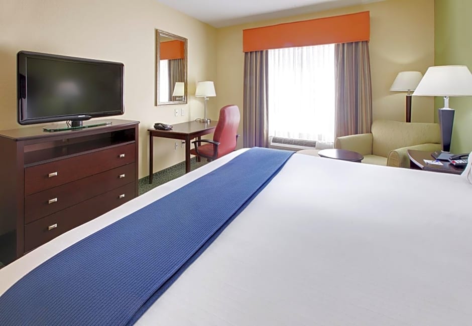Holiday Inn Express & Suites Covington By IHG