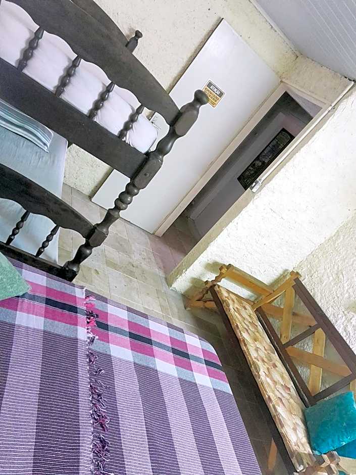 Hostel Canto da Praia São Sebastião - próximo ao enrocamento Caraguatatuba