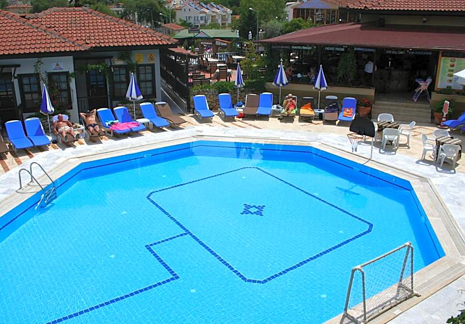 Hisar Holiday Club