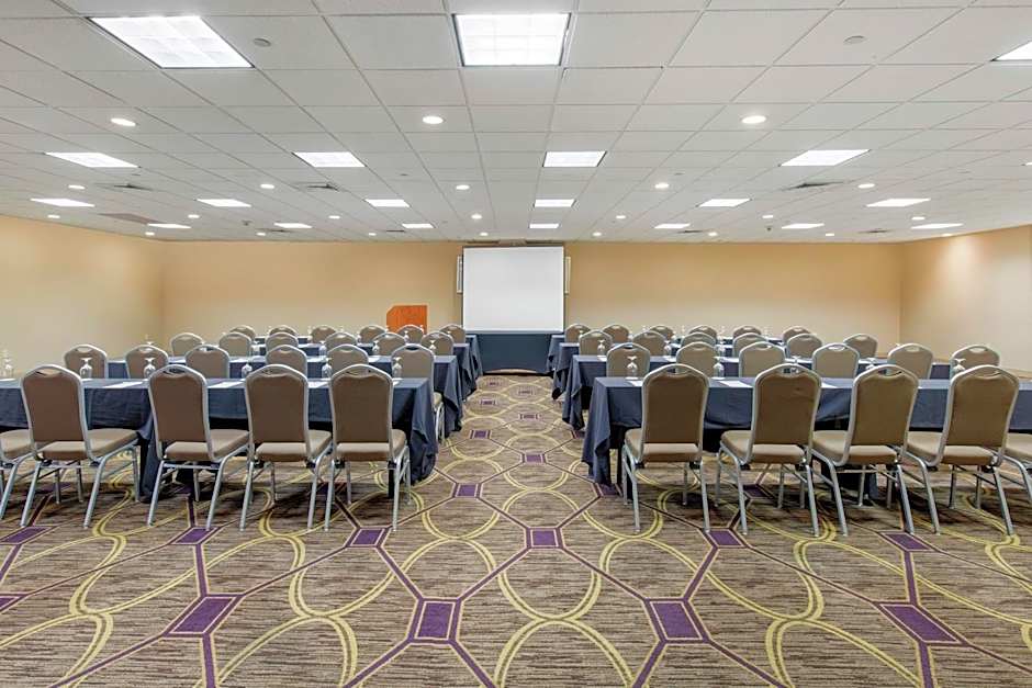 DoubleTree By Hilton Hotel Wilmington Downtown